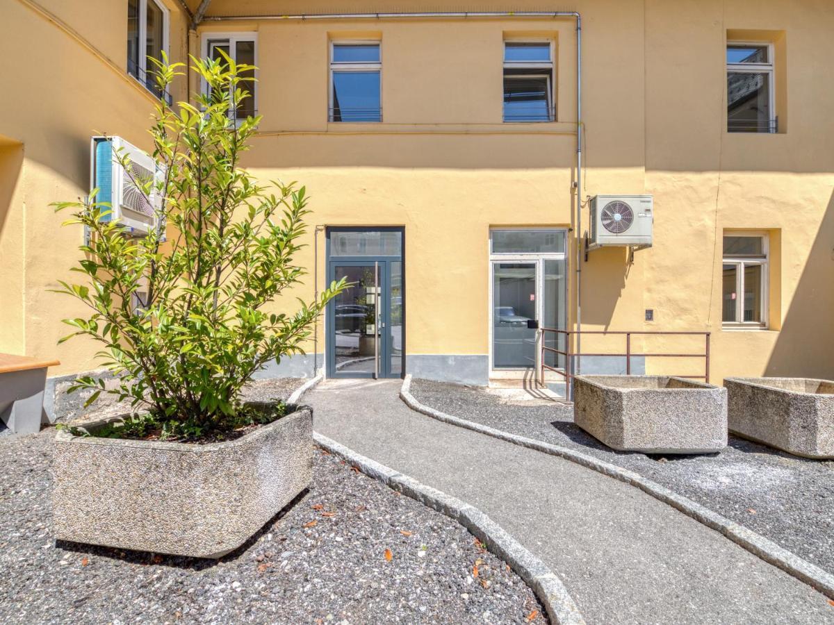 Limehome Villach Kirchenplatz Εξωτερικό φωτογραφία