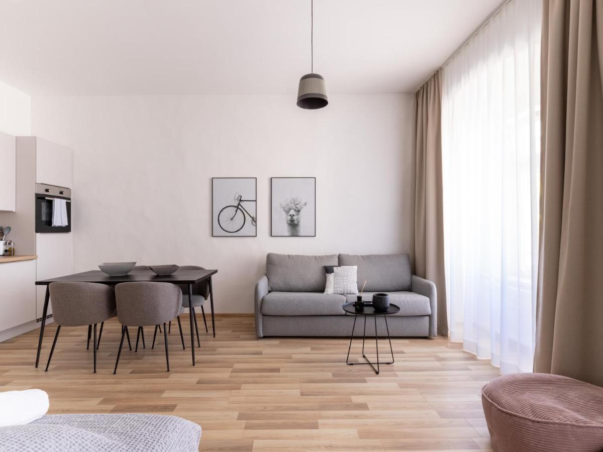 Limehome Villach Kirchenplatz Εξωτερικό φωτογραφία